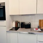 Klassen - Designer Altbau Mit 2 - Naehe Zentrum Und Rhein *